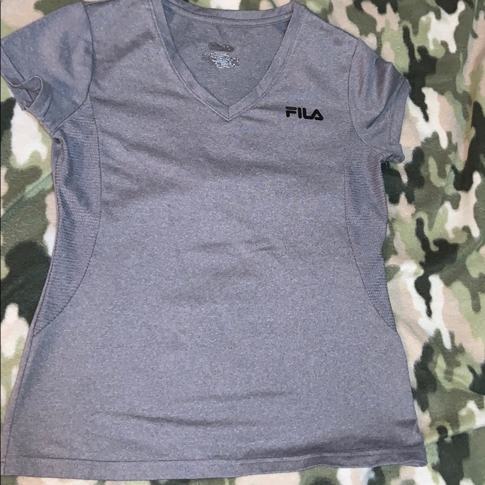 2/$10 Kids Fila Gray Shirt size M(10/12)
